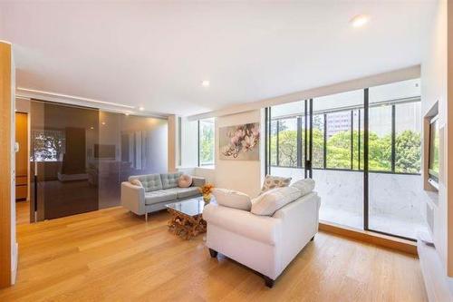 203-2167 Bellevue Avenue, West Vancouver, BC 