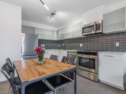 709-66 Cordova Street W Vancouver, BC V6B 0L2