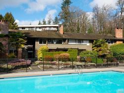 704-235 Keith Road  West Vancouver, BC V7T 1L5