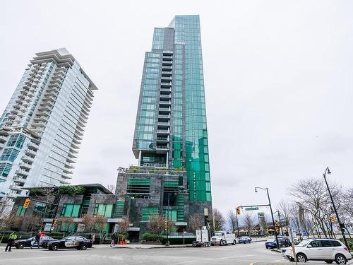 1601-277 Thurlow Street, Vancouver, BC 