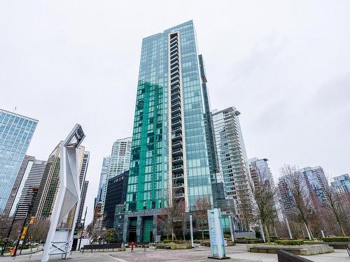1601-277 Thurlow Street, Vancouver, BC 