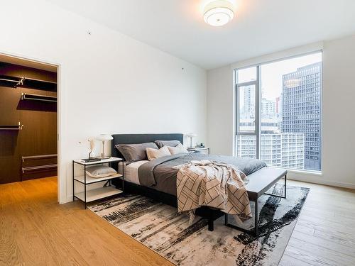 1601-277 Thurlow Street, Vancouver, BC 