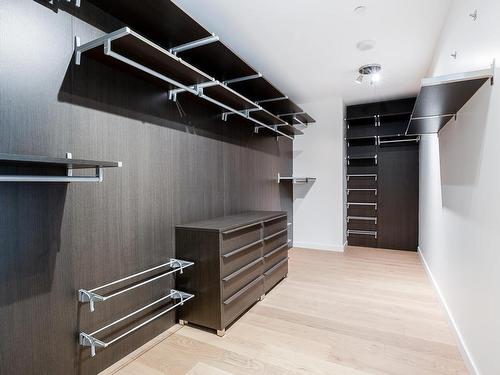 1601-277 Thurlow Street, Vancouver, BC 