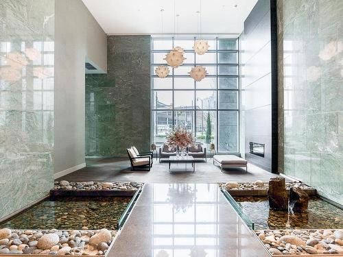 1601-277 Thurlow Street, Vancouver, BC 