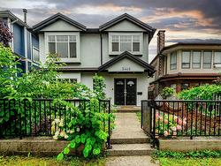 3440 25 Avenue E Vancouver, BC V5R 1K1