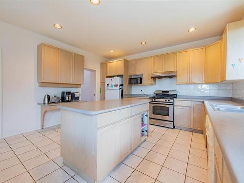 1645 Pinetree Way, Coquitlam, BC 