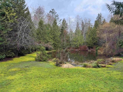 5487 Brooks Road, Halfmoon Bay, BC 