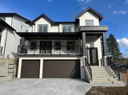 11022 241a Street  Maple Ridge, BC V2W 0K5