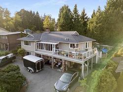 1190 15th Street E North Vancouver, BC V7J 1K7