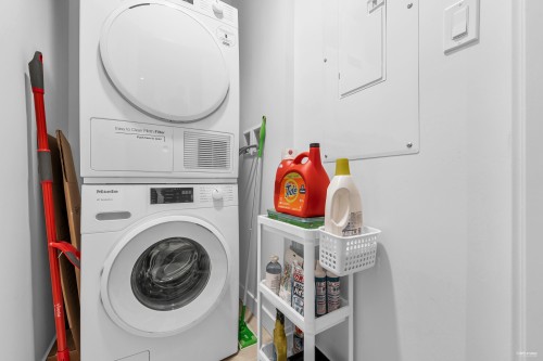 910-6833 Pearson Way, Richmond, BC 