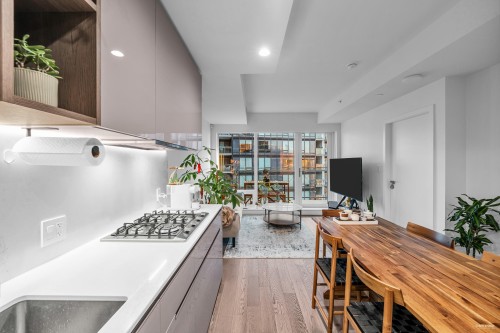 910-6833 Pearson Way, Richmond, BC 