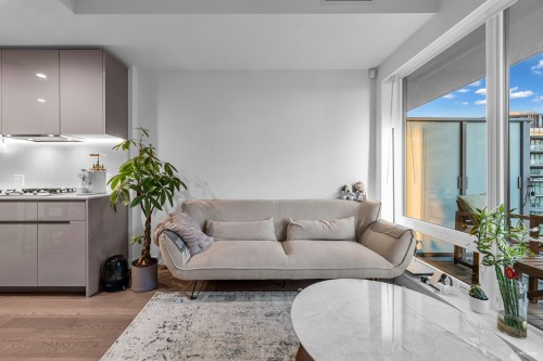 910-6833 Pearson Way, Richmond, BC 