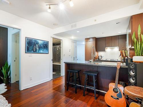 210-1055 Richards Street, Vancouver, BC 