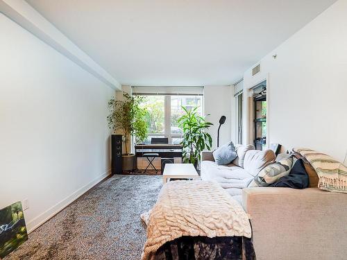 210-1055 Richards Street, Vancouver, BC 