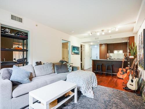 210-1055 Richards Street, Vancouver, BC 