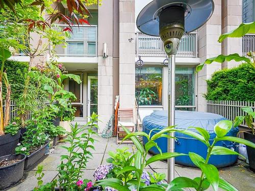 210-1055 Richards Street, Vancouver, BC 