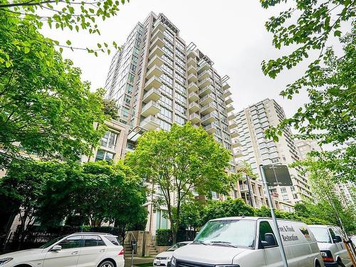 210-1055 Richards Street, Vancouver, BC 