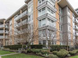 413-3263 Pierview Crescent  Vancouver, BC V5S 0C3