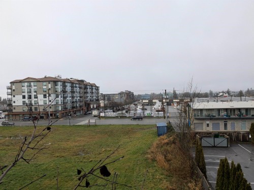 306-11935 Burnett Street, Maple Ridge, BC 