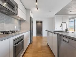 2103-108 Cordova Street W Vancouver, BC V6B 0G5