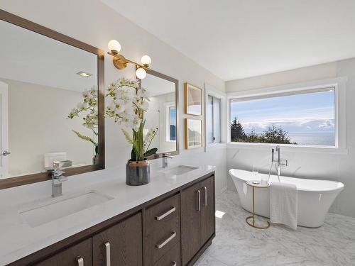 4791 Westwood Place, West Vancouver, BC 