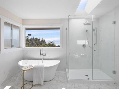 4791 Westwood Place, West Vancouver, BC 