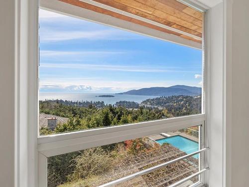 4791 Westwood Place, West Vancouver, BC 