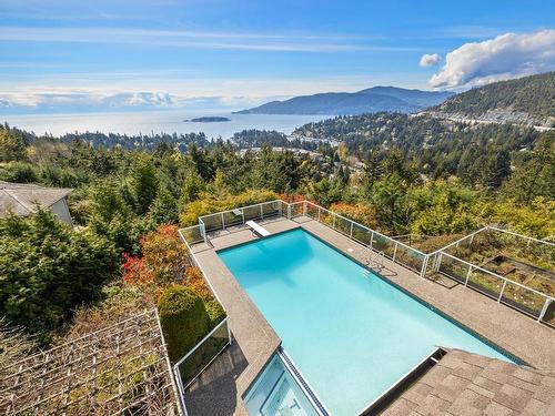 4791 Westwood Place, West Vancouver, BC 