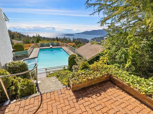 4791 Westwood Place, West Vancouver, BC 