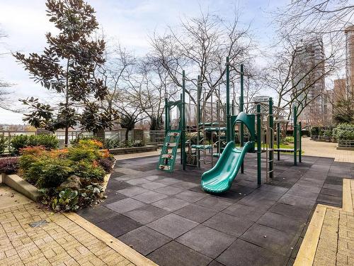 506-388 Drake Street, Vancouver, BC 