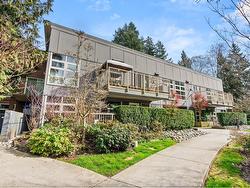 201-2832 Capilano Road  North Vancouver, BC V7R 4H5