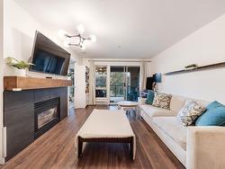 205-301 Maude Road  Port Moody, BC V3H 5B1