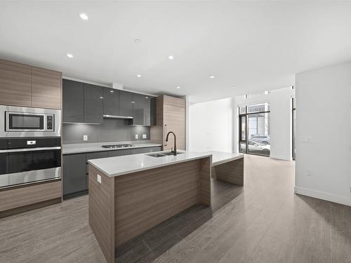 8577 Rivergrass Drive, Vancouver, BC 