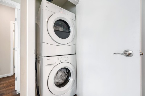 105-7117 Elmbridge Way, Richmond, BC 