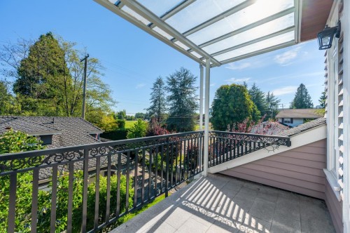 738 54Th Avenue W, Vancouver, BC 