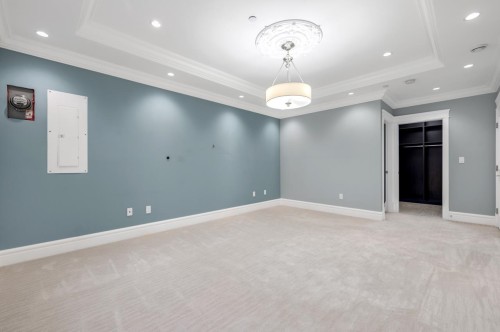 738 54Th Avenue W, Vancouver, BC 