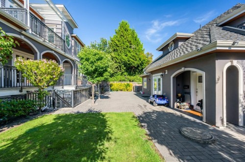 738 54Th Avenue W, Vancouver, BC 