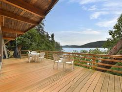 524 Bay Turnabout  Mayne Island, BC V0N 2J2