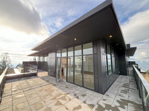 1203-8750 University Crescent, Burnaby, BC 