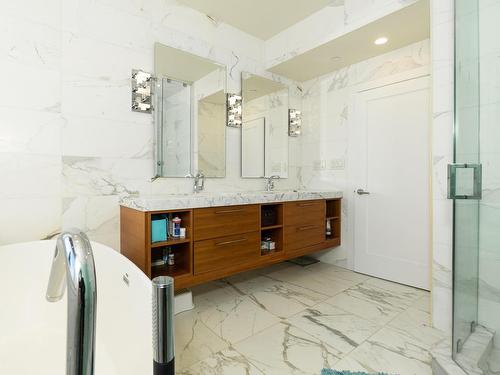 2408 Mathers Avenue, West Vancouver, BC 