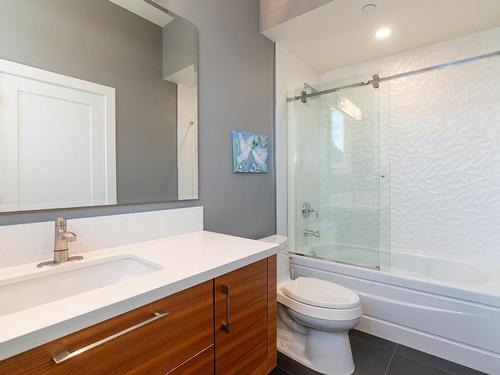 2408 Mathers Avenue, West Vancouver, BC 