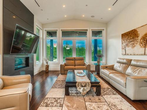 2408 Mathers Avenue, West Vancouver, BC 