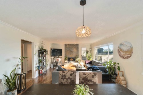 5189 Madeira Court, North Vancouver, BC 