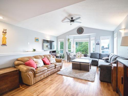 6302 Jasper Road, Sechelt, BC 