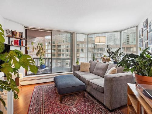 615-1330 Burrard Street, Vancouver, BC 
