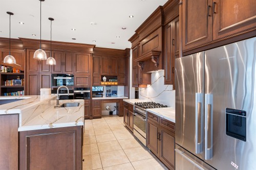 6287 Marguerite Street, Vancouver, BC 