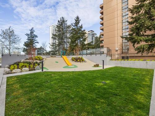 210-450 Westview Street, Coquitlam, BC 