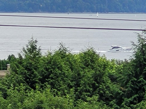 4405 Marine Drive  West Vancouver, BC V7W 1N8