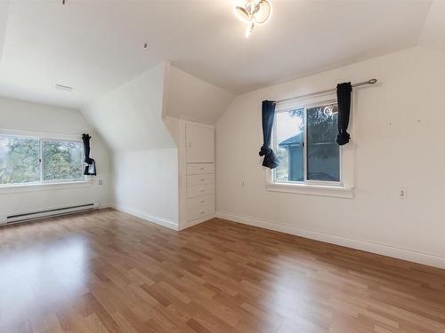 2146 33Rd Avenue W, Vancouver, BC 