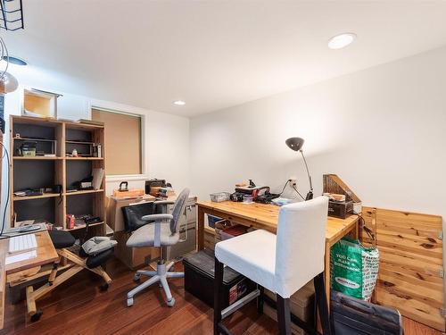 2146 33Rd Avenue W, Vancouver, BC 